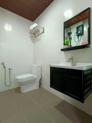 Bathroom 5, Agro highlands hotel, Cameron Highlands
