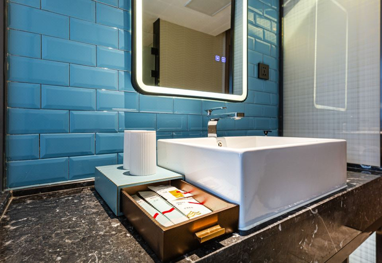 Bathroom 3, Echarm Hotel Yueyang High Speed Railway East Station Wal-Mart, Yueyang