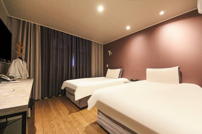 Bedroom 4, Taebaek Art Deco, Taebaek