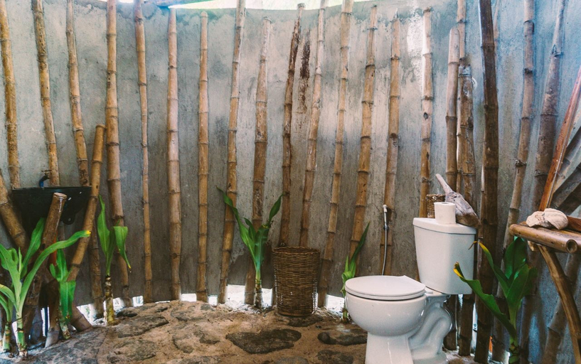 Bathroom 3, DRYFT Darocotan Island, El Nido