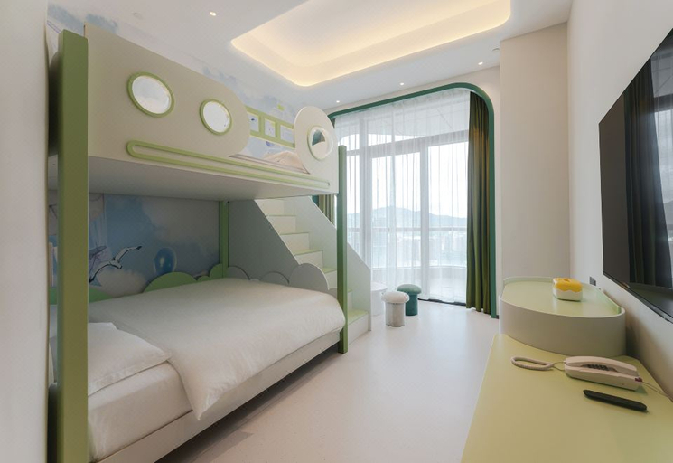 Bedroom 2, Phoenix Tree Hotel (Zhuhai Hengqin Port), Macao