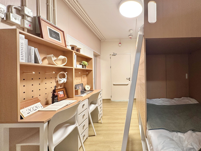 Room 3, Runway 1331 - Campus Hostel, Kowloon