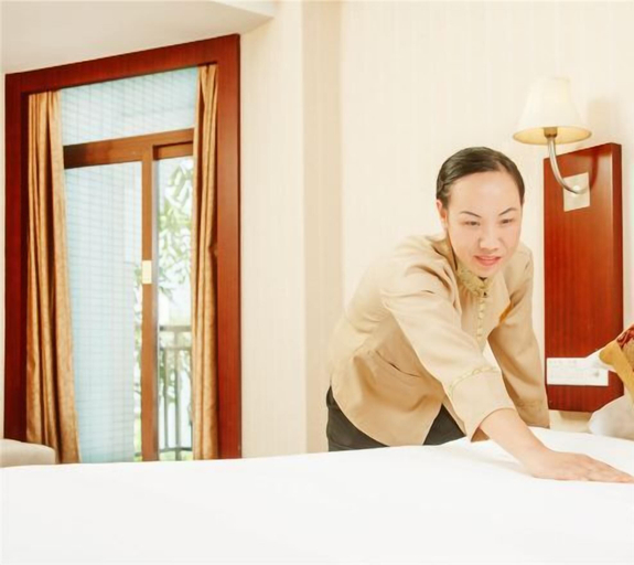 Bedroom 4, Green Lotus Hotel, Guilin