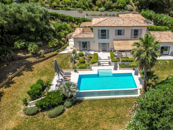 Exterior 3, Holiday Home in Grimaud With Swimming Pool, Var