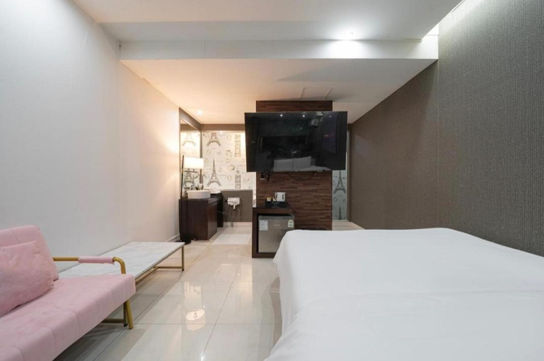 Bedroom 2, GoodTime Hotel, Gyeyang