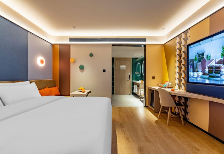 Bedroom 2, Orange Hotel Tangshan North Railway Station, Tangshan