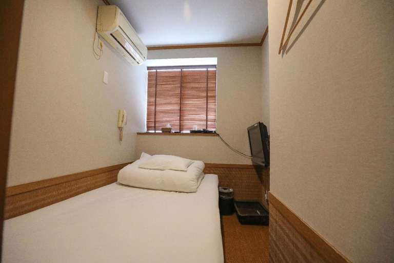 Bedroom 5, Putit Hotel Cosmos, Taitō