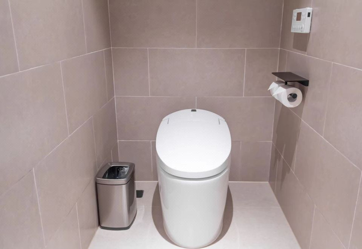 Bathroom 3, Crystal Orange at Wenchang Campus of Xuzhou Sanpeng Square Mining University, Xuzhou