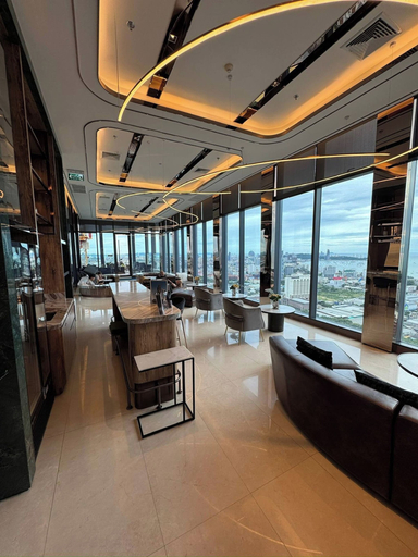 Lounge 5, Room-spacious Luxe Room With Panoramic P, Pattaya