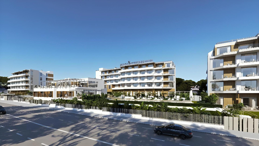 Exterior & Views