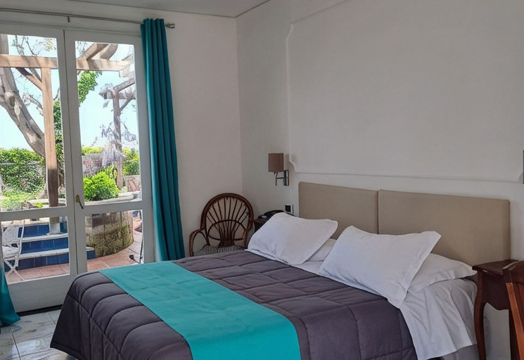 Bedroom 2, Villa Giovanna, Napoli