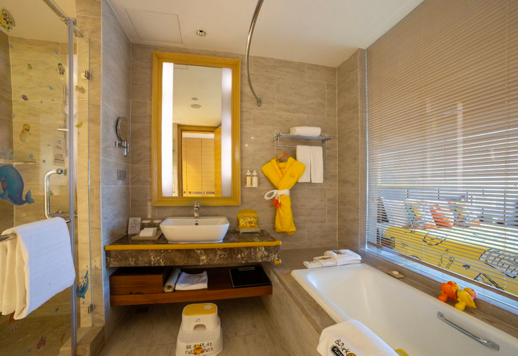 Bathroom 4, Hai Tian Expo Hotel, Qingdao
