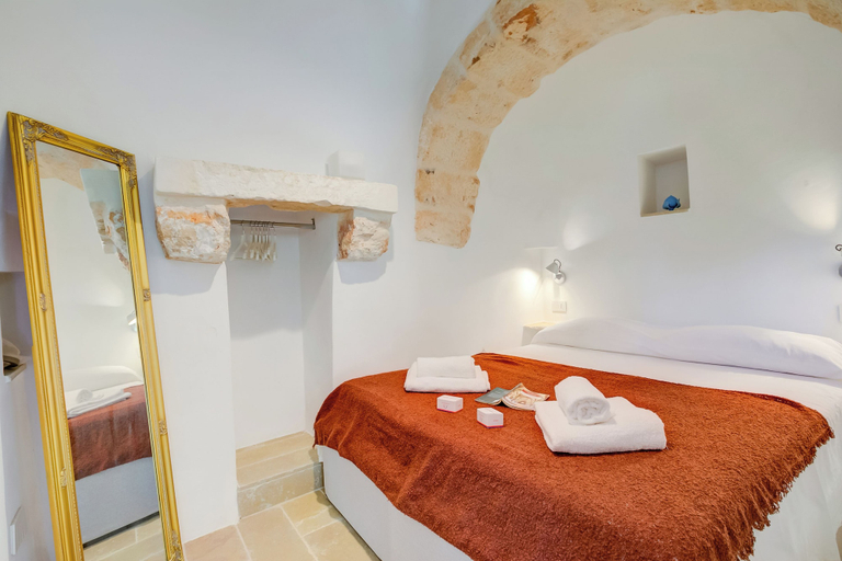 Room 3, Dimora Tra Gli Ulivi With Private Jacuzzi, Brindisi