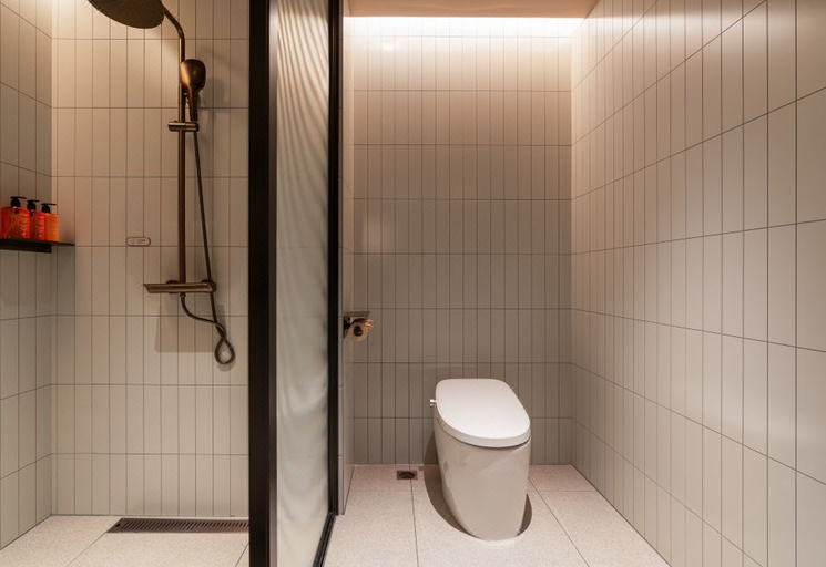 Bathroom 3, Orange Hotel Zunyi Xinpu Linda Yangguang City, Zunyi
