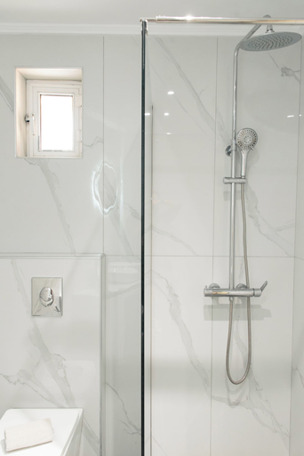 Bathroom 5, Timos Hotel, Ionian Islands