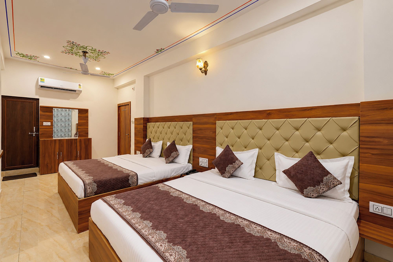 Room 3, FabHotel Jharokha Palace, Udaipur