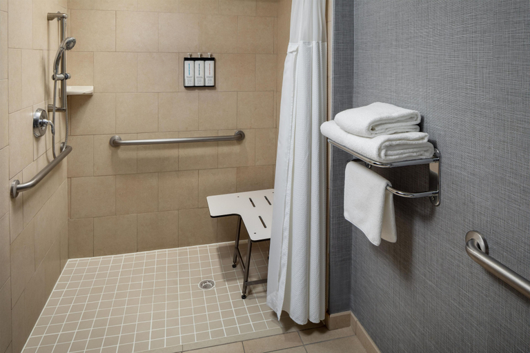 Bathroom 5, Hyatt Place Lake Mary/Orlando North, Seminole