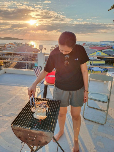 Food & Drinks 3, Lhong Lay House, Sattahip