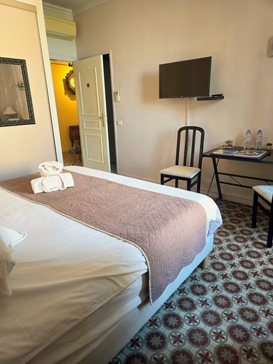 Bedroom 3, Auberge du Cellier, Pyrénées-Orientales