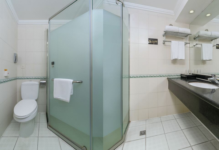 Bathroom 4, Sanya Huayuan Hot Spring Seaview Resort, Sanya