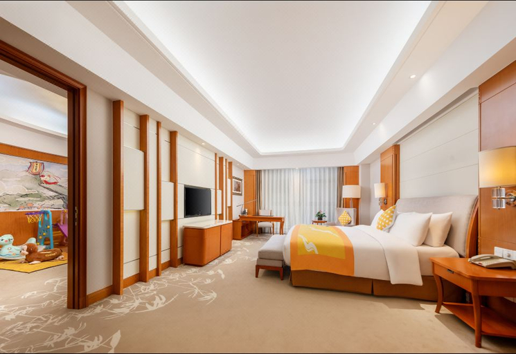 Bedroom 4, Huaguoshan Hotel, Lianyungang