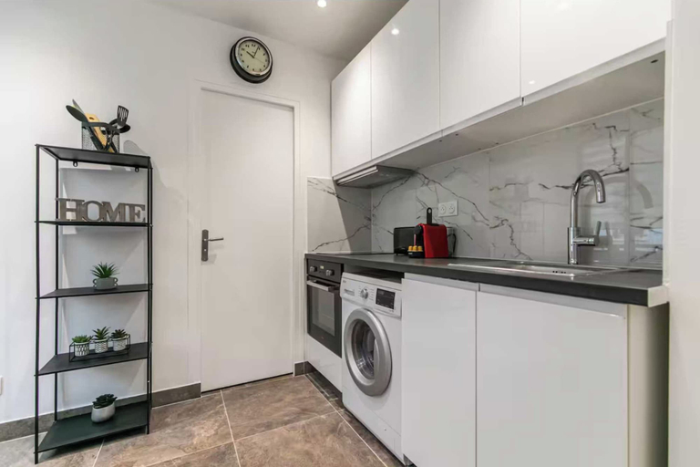 Private kitchen 3, Charming Appt - 1br/4p - Montreuil - Proche Paris, Seine-Saint-Denis