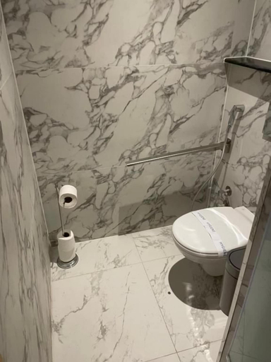 Bathroom 2, Suit 69 For Lovers, Al-Ghurdaqah