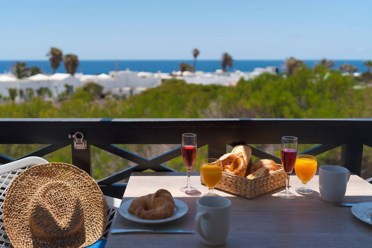 Food & Drinks 5, Castillo de Papagayo, Las Palmas