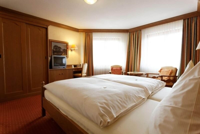 Bedroom 1, Gästehaus Becher, Göppingen