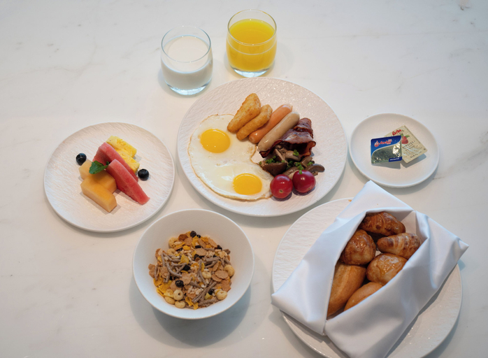 Breakfast meal, Four Points By Sheraton Shanghai Qingpu New City, Shanghai