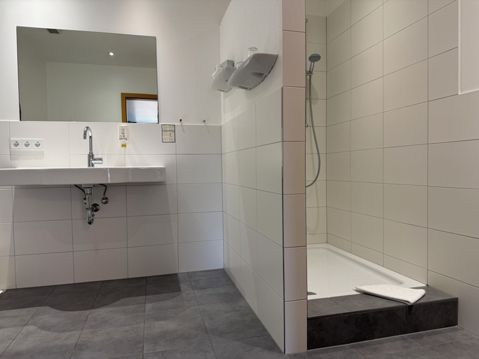 Bathroom 4, Gasthof Zum Storch, Bamberg