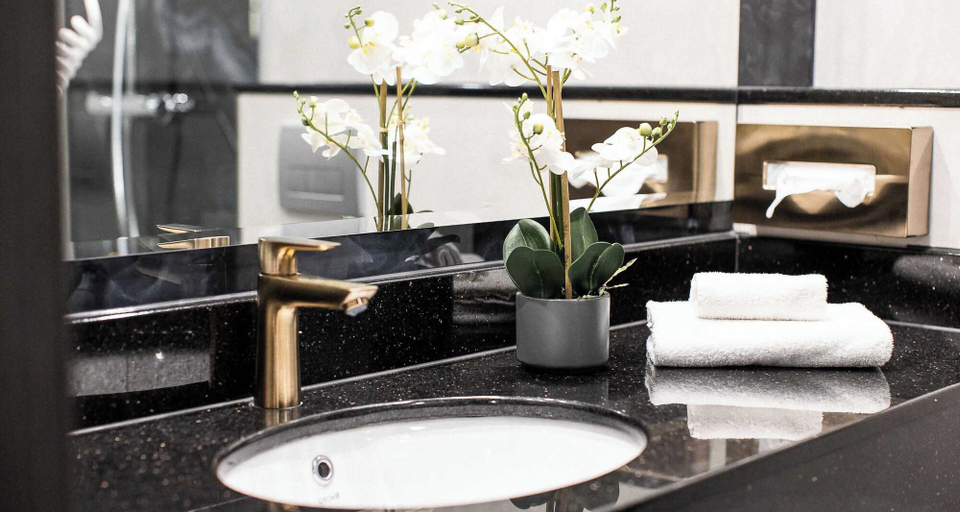 Bathroom 5, PLAZA Premium Timmendorfer Strand, Ostholstein