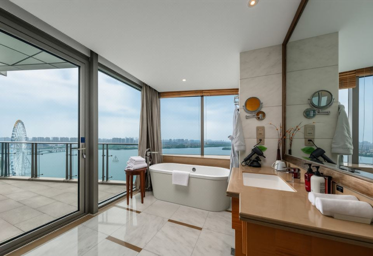 Bathroom 4, Wuxi Juna Hubin Hotel, Wuxi