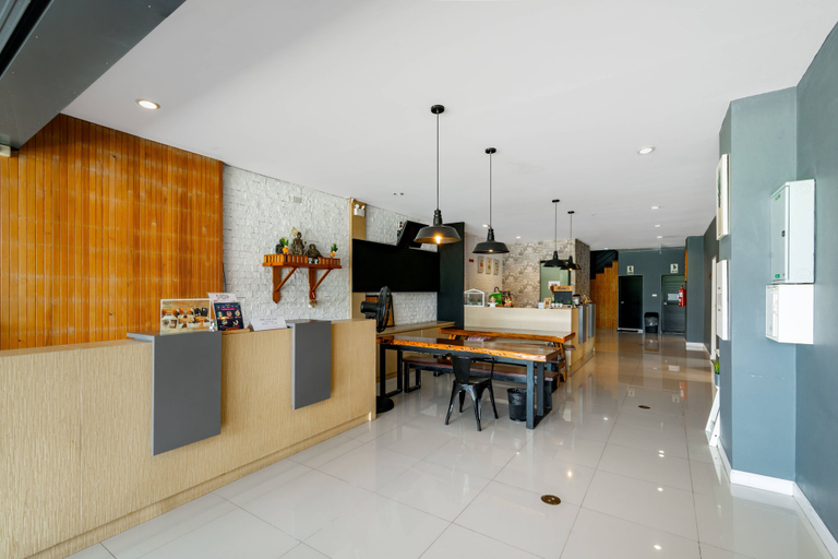 Food & Drinks, Indy Room Khaolak, Thai Mueang