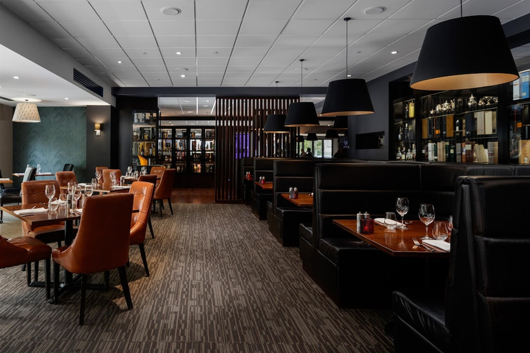 Food & Drinks 5, Rydges Latimer Christchurch, Christchurch