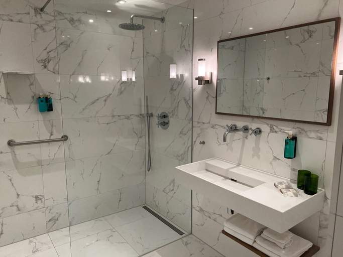 Bathroom 3, Hotel Restaurant Valuas, Venlo