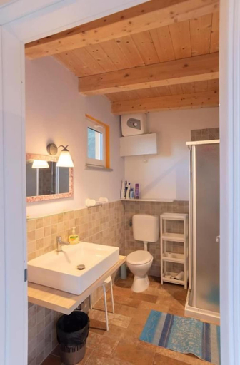 Bathroom, AGRITURISMO LA PINETA, Florence