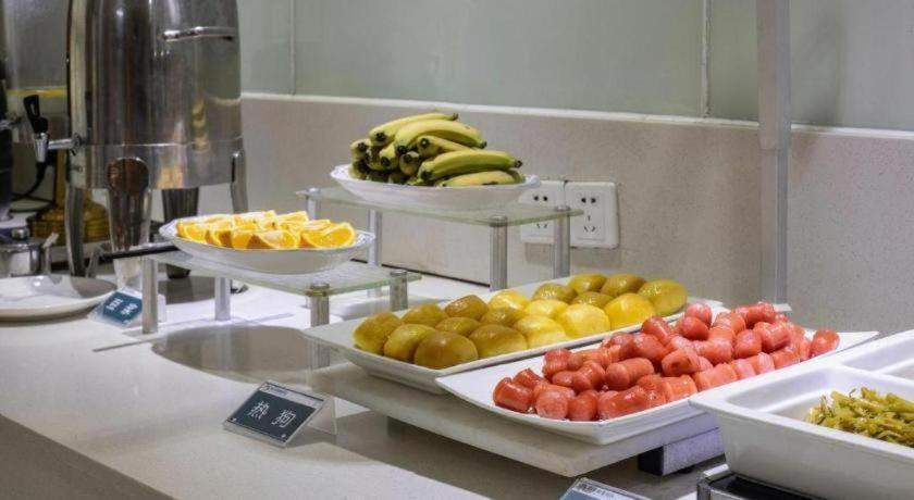 Food & Drinks 4, City Comfort Inn Guiping Fenghuang, Guigang