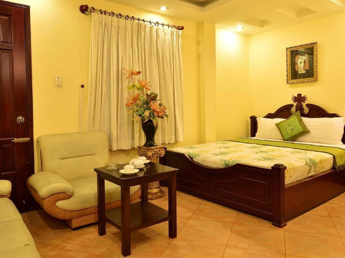 Bedroom, Hoa Long Hotel, Ho Chi Minh City
