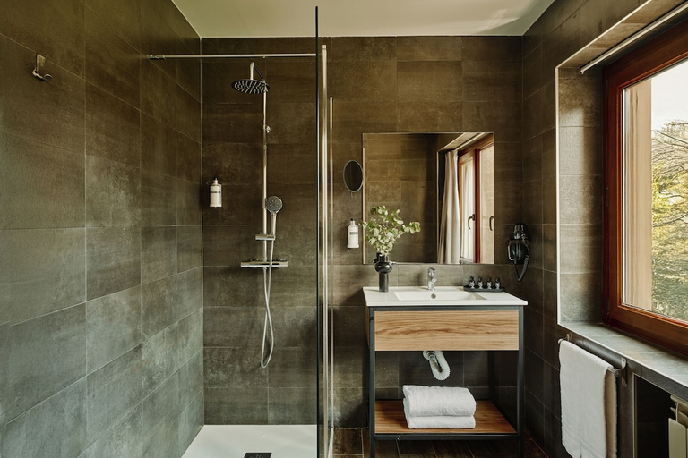 Bathroom 4, Hotel MET Pamplona, Navarra