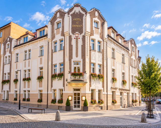 Exterior & Views 4, Hotel U Divadla, Praha 5