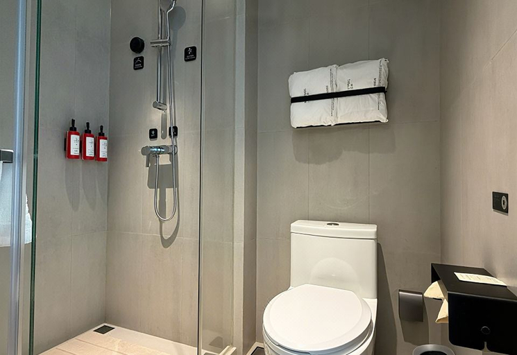 Bathroom 4, Atour Light Hotel Shenyang Yuhong Square Metro Station, Shenyang