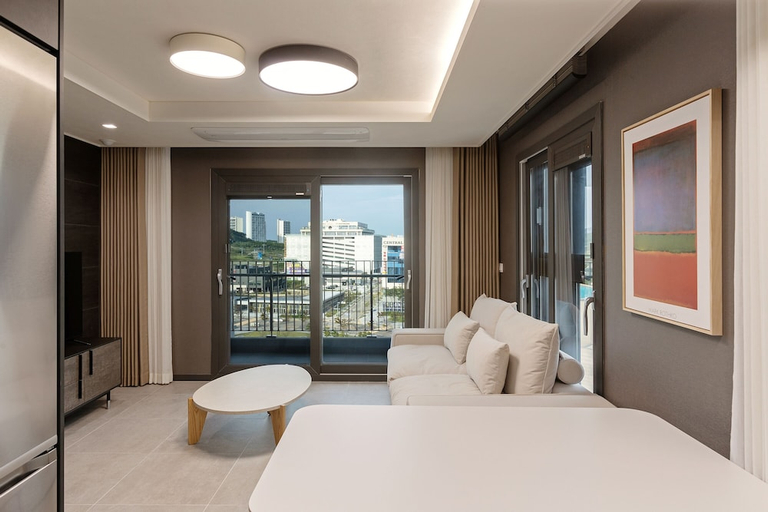 Bedroom 2, Newcz Osiria Residence, Gijang