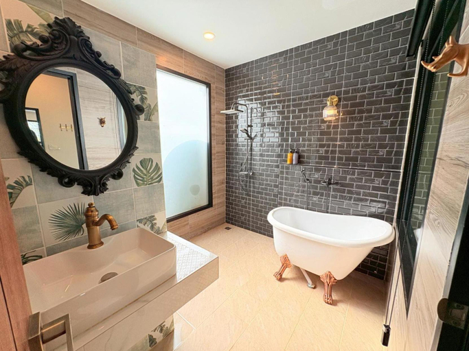 Bathroom 3, Brittany Private Pool Villa-Pattaya, Sattahip