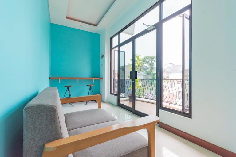 Public Area 3, Sans Hotel Suryakencana Bogor, Bogor
