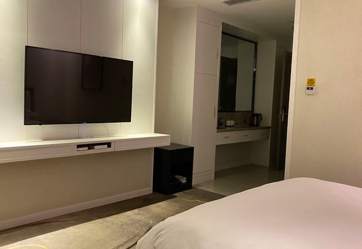 Bedroom 2, Hengrun International Hotel, Ili Kazakh