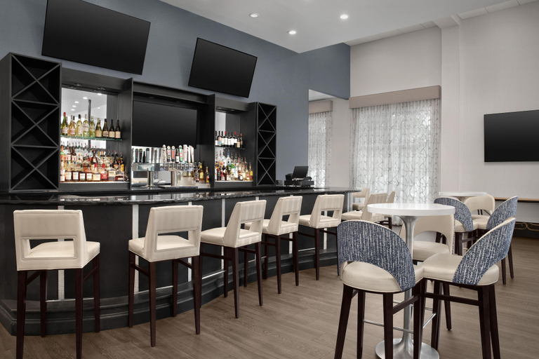 Food & Drinks 5, Embassy Suites by Hilton Birmingham Hoover, Jefferson