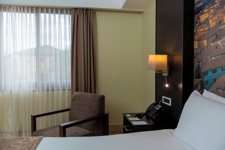 Bedroom 3, Mestil Hotels & Residences, Kampala