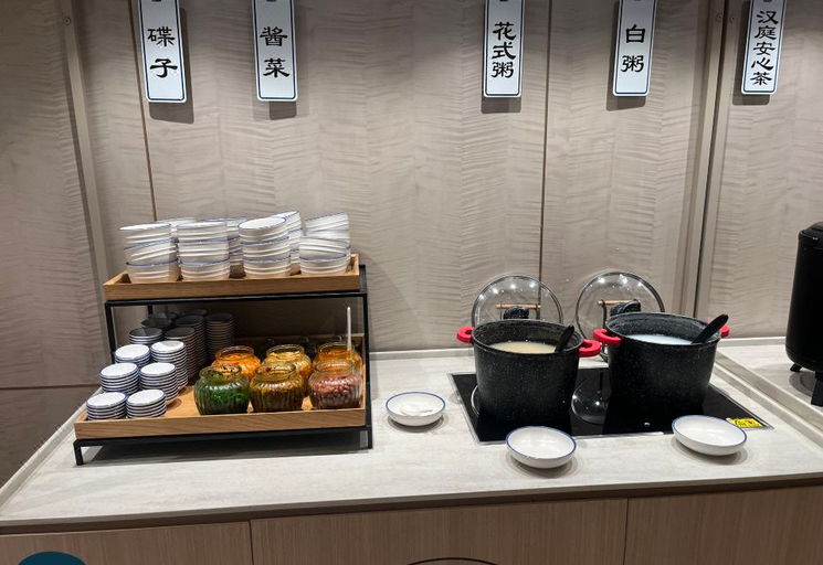Food & Drinks 4, Hanting Hotel Lishui Pedestrian Street, Lishui