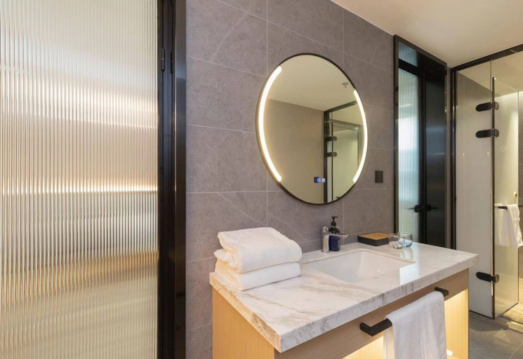 Bathroom 3, Starway Hotel Tianjin Binhai International Airport, Tianjin